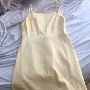 NEVER BEEN WORN YELLOW DRESS